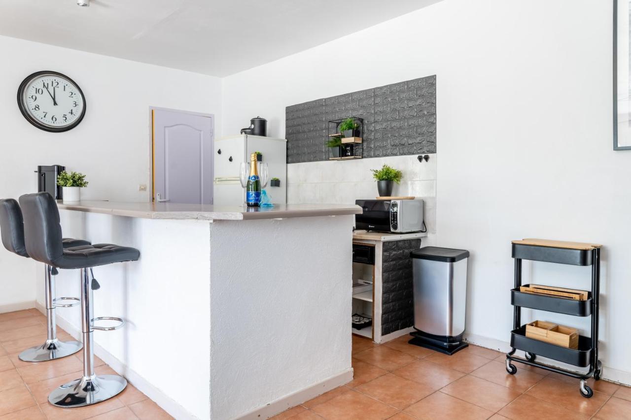 Le Grand Thao Apartment Frejus Exterior photo