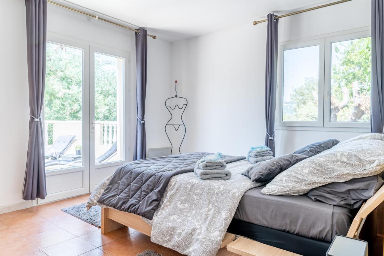 Le Grand Thao Apartment Frejus Exterior photo